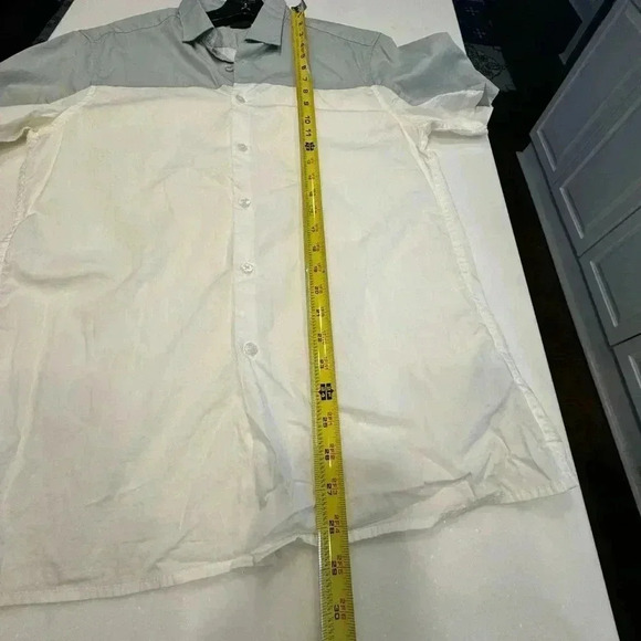 ASOS means short sleeve button up shirt. Cole block sage green & white sz M - Picture 5 of 6